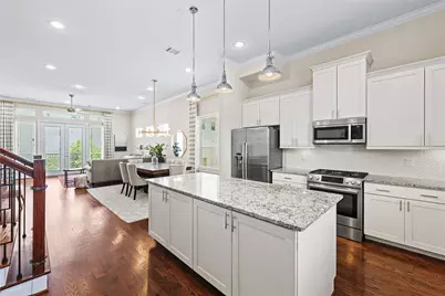 5809 E Post Oak Lane, Houston, TX 77055 - Photo 14