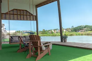 29 Cmdr. Runco Ln, Taylor Lake Village, TX 77586 - Photo 40