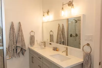 29 Cmdr Runco Lane, Taylor Lake Village, TX 77586 - Photo 18