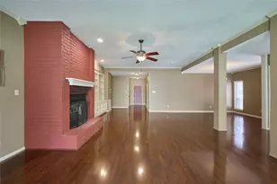 80 Rolling Hills Dr, Conroe, TX 77304 - Photo 14