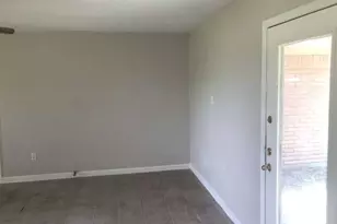 306 Tennyson St, San Leon, TX 77539 - Photo 10