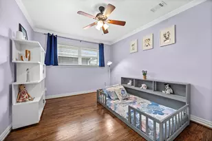 6546 Lindyann Ln, Houston, TX 77008 - Photo 18