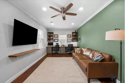 6546 Lindyann Lane, Houston, TX 77008 - Photo 24