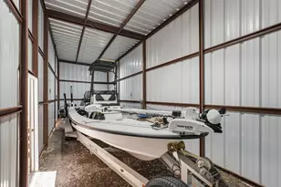 867 Rowe St, Rockport, TX 78382 - Photo 4