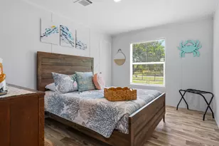 867 Rowe St, Rockport, TX 78382 - Photo 22