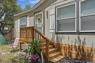 867 Rowe St, Rockport, TX 78382 - Photo 6