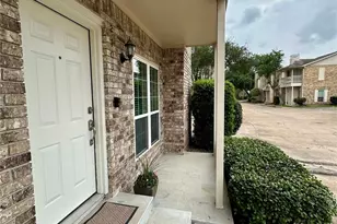 7575 Cambridge St, Houston, TX 77054 - Photo 2