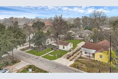 7427 Texarkana Street, Houston, TX 77020 - Photo 10