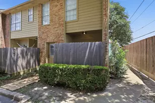 1515 Sandy Springs Rd, Houston, TX 77042 - Photo 14