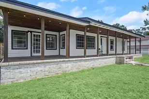 19101 Oak Canyon Dr, Conroe, TX 77385 - Photo 10