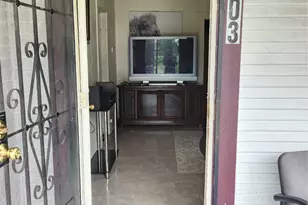 1603 Saulnier St, Houston, TX 77019 - Photo 2