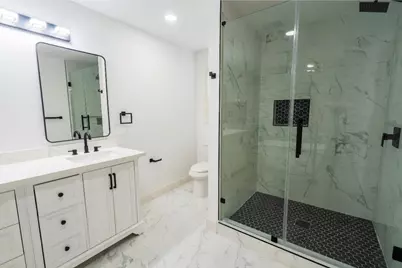 1402 Bayou Shore Drive, Galveston, TX 77551 - Photo 40