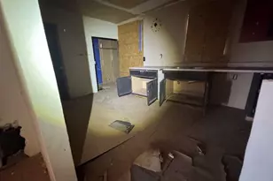 506 E Ursuline St, Lubbock, TX 79403 - Photo 8