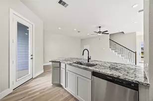 13218 Opera Dr, Houston, TX 77047 - Photo 10