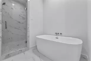 207 Edgewood St, Houston, TX 77011 - Photo 14