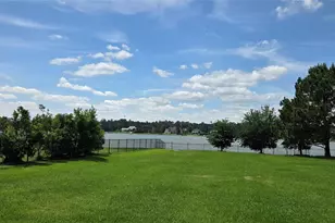 32118 Edgewater Dr, Magnolia, TX 77354 - Photo 4