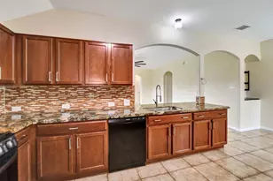 114 Mustang Stampede Dr, La Marque, TX 77568 - Photo 22