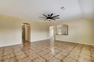114 Mustang Stampede Dr, La Marque, TX 77568 - Photo 14