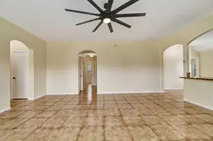 114 Mustang Stampede Dr, La Marque, TX 77568 - Photo 12