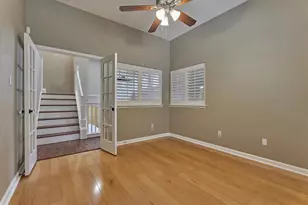 93 N Apple Springs Circle Circle, The Woodlands, TX 77382 - Photo 14