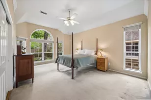30 N Dragonwood Pl, The Woodlands, TX 77381 - Photo 16