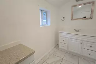 421 Sidney St, Houston, TX 77003 - Photo 14