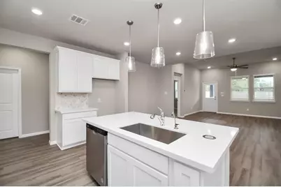 5810 Linda Cove Lane, Katy, TX 77493 - Photo 6