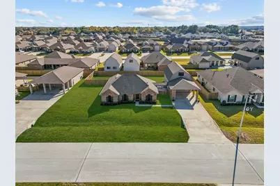 2111 Gilbert Road, Dickinson, TX 77539 - Photo 2