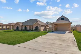 2111 Gilbert Rd, Dickinson, TX 77539 - Photo 32