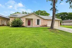 17234 Heritage Bay Dr, Webster, TX 77598 - Photo 1