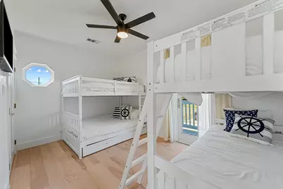 112 Ocean Shore Drive, Crystal Beach, TX 77650 - Photo 14