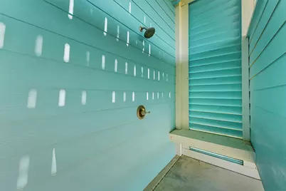 112 Ocean Shore Drive, Crystal Beach, TX 77650 - Photo 26