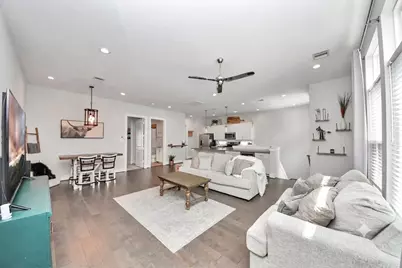 5619 Kansas Street #C, Houston, TX 77007 - Photo 4