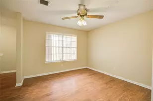 9831 Shell Rock Rd, La Porte, TX 77571 - Photo 8