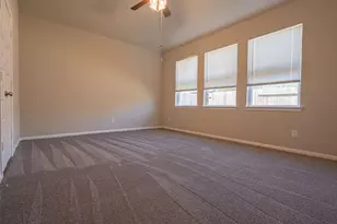 8435 Sunset Horizon Dr, Baytown, TX 77521 - Photo 10