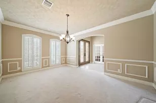 10015 Loch Courtney Ln, Houston, TX 77089 - Photo 14
