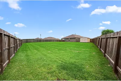 8002 Tamarind Lane, Baytown, TX 77521 - Photo 30