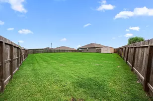 8002 Tamarind Ln, Baytown, TX 77521 - Photo 30