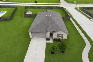 8002 Tamarind Ln, Baytown, TX 77521 - Photo 34