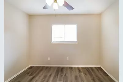 9938 Shell Rock Road, La Porte, TX 77571 - Photo 10