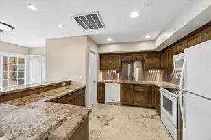 2219 Triway Ln, Houston, TX 77043 - Photo 4