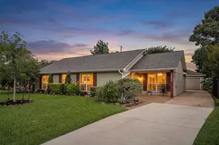 2206 Willowby Dr, Houston, TX 77008 - Photo 2