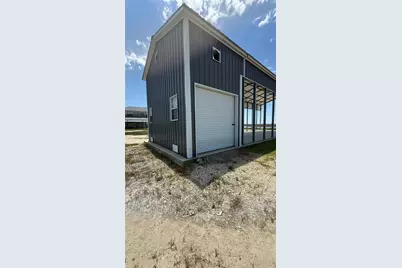 1326 N Tinkle Lane, Crystal Beach, TX 77650 - Photo 10