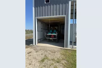 1326 N Tinkle Lane, Crystal Beach, TX 77650 - Photo 20