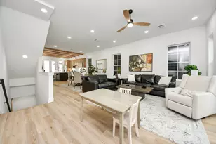2211 Bevis St, Houston, TX 77008 - Photo 10