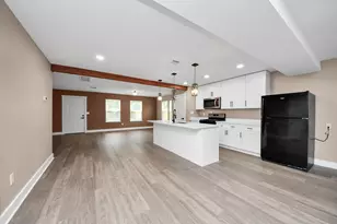2430 Dolly Wright St, Houston, TX 77088 - Photo 16