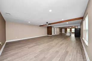 2430 Dolly Wright St, Houston, TX 77088 - Photo 14