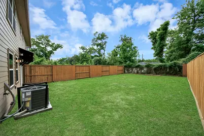 2430 Dolly Wright Street #B, Houston, TX 77088 - Photo 44