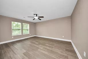 2430 Dolly Wright St, Houston, TX 77088 - Photo 38