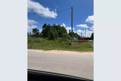 1719 County Road 3556, Cleveland, TX 77327 - Photo 2
